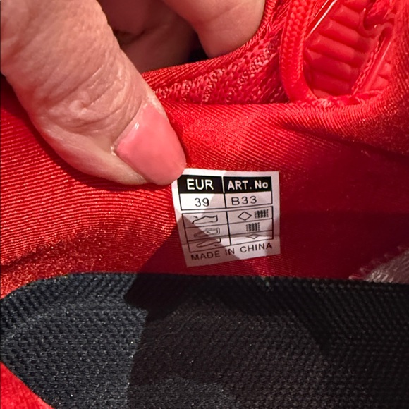 Red Sneakers - Picture 5 of 6